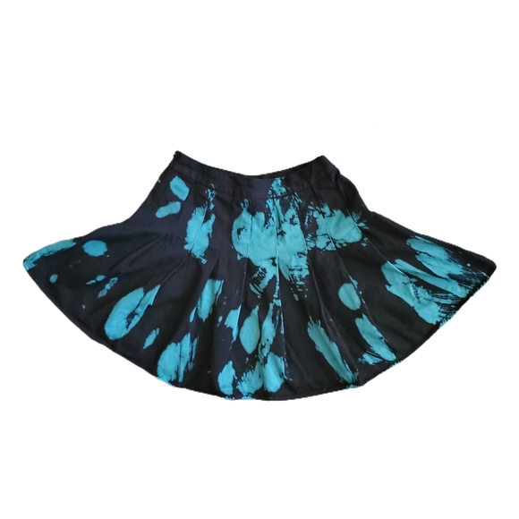 Current Mood Crystal Hearts Pleated Mini Skirt - Picture 5 of 6